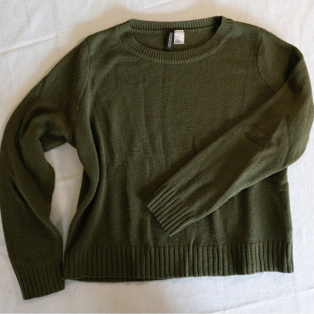 H&M Olive Green Crew Neck Sweater